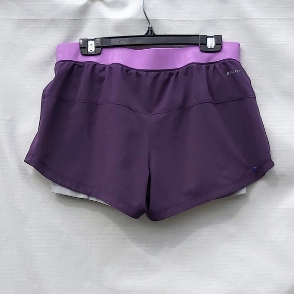 NIKE 2 Tone Purple Running Shorts - Picture 3 of 6